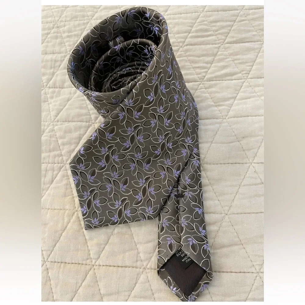 Ermenegildo Zegna Textured Floral Print Silk Power‎ Tie in Taupe & Lavender $260